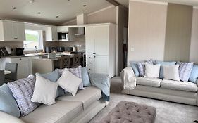 Edmonton Lodge